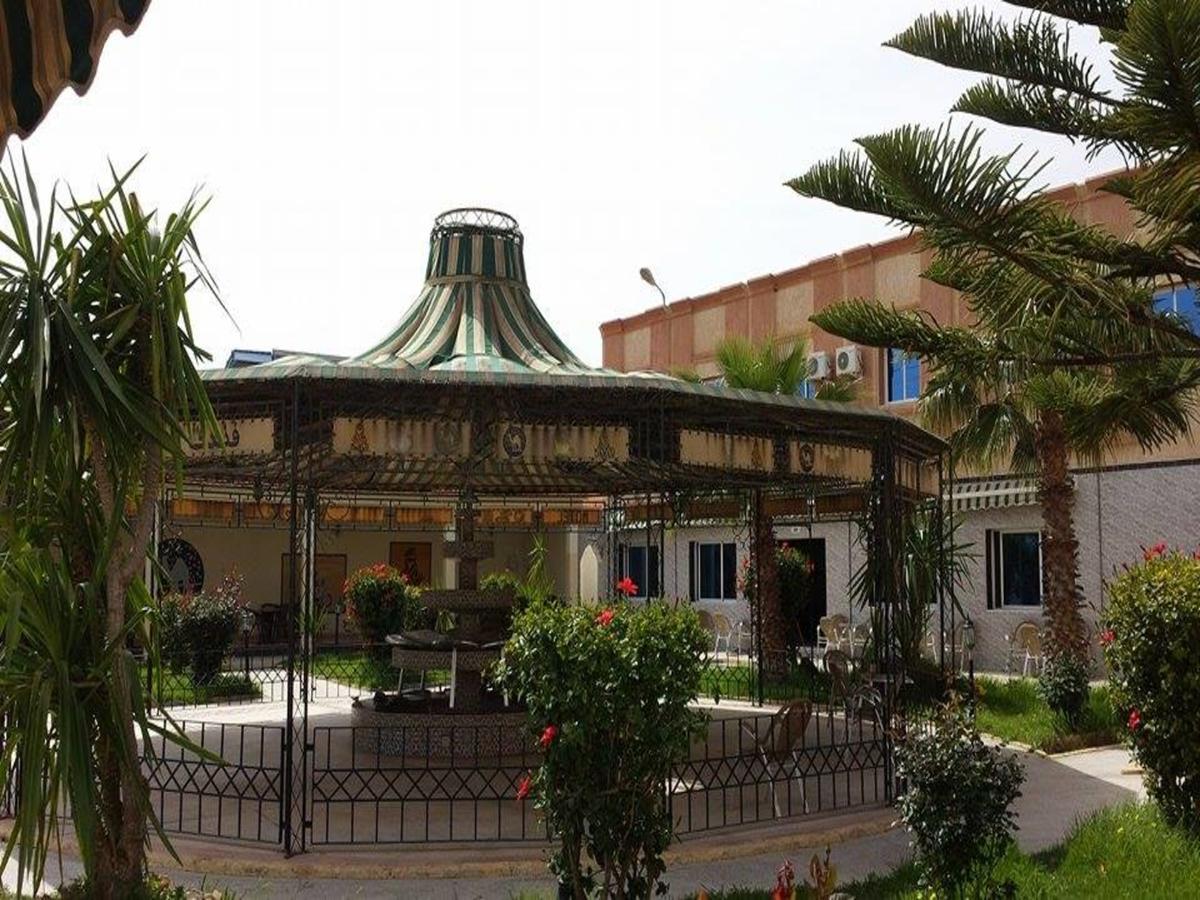 Selouane Motel Paris Dakar מראה חיצוני תמונה
