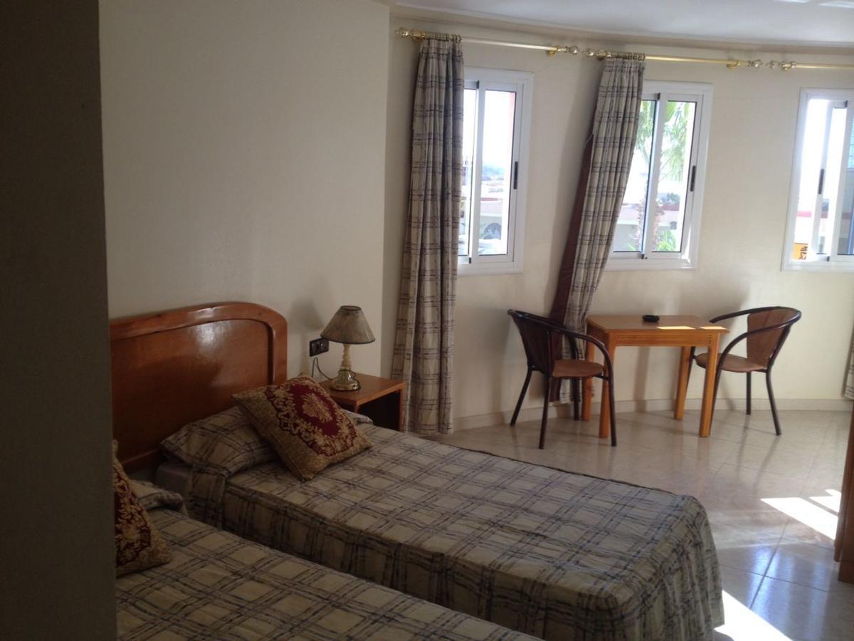 Selouane Motel Paris Dakar מראה חיצוני תמונה